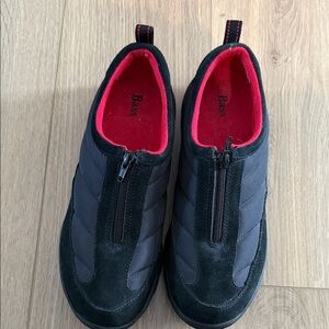 Bass Black and Red Zip-Up Sneakers